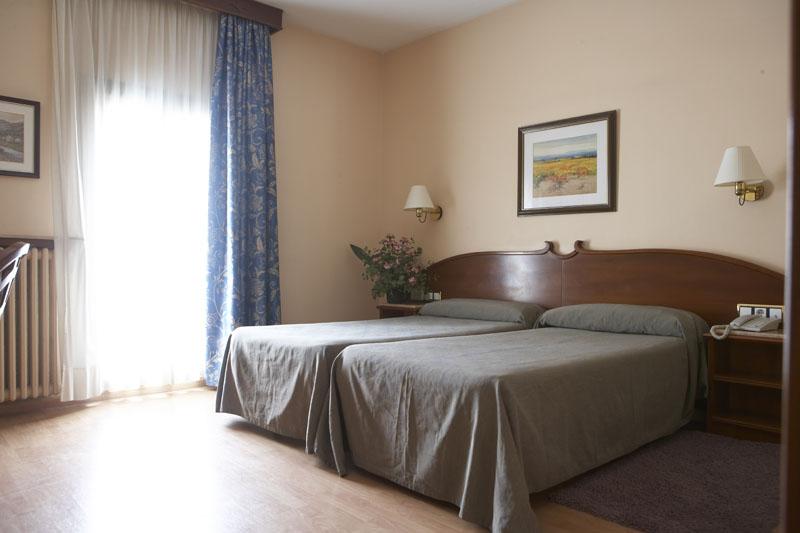 Gaudi Hotel Барселона Екстериор снимка