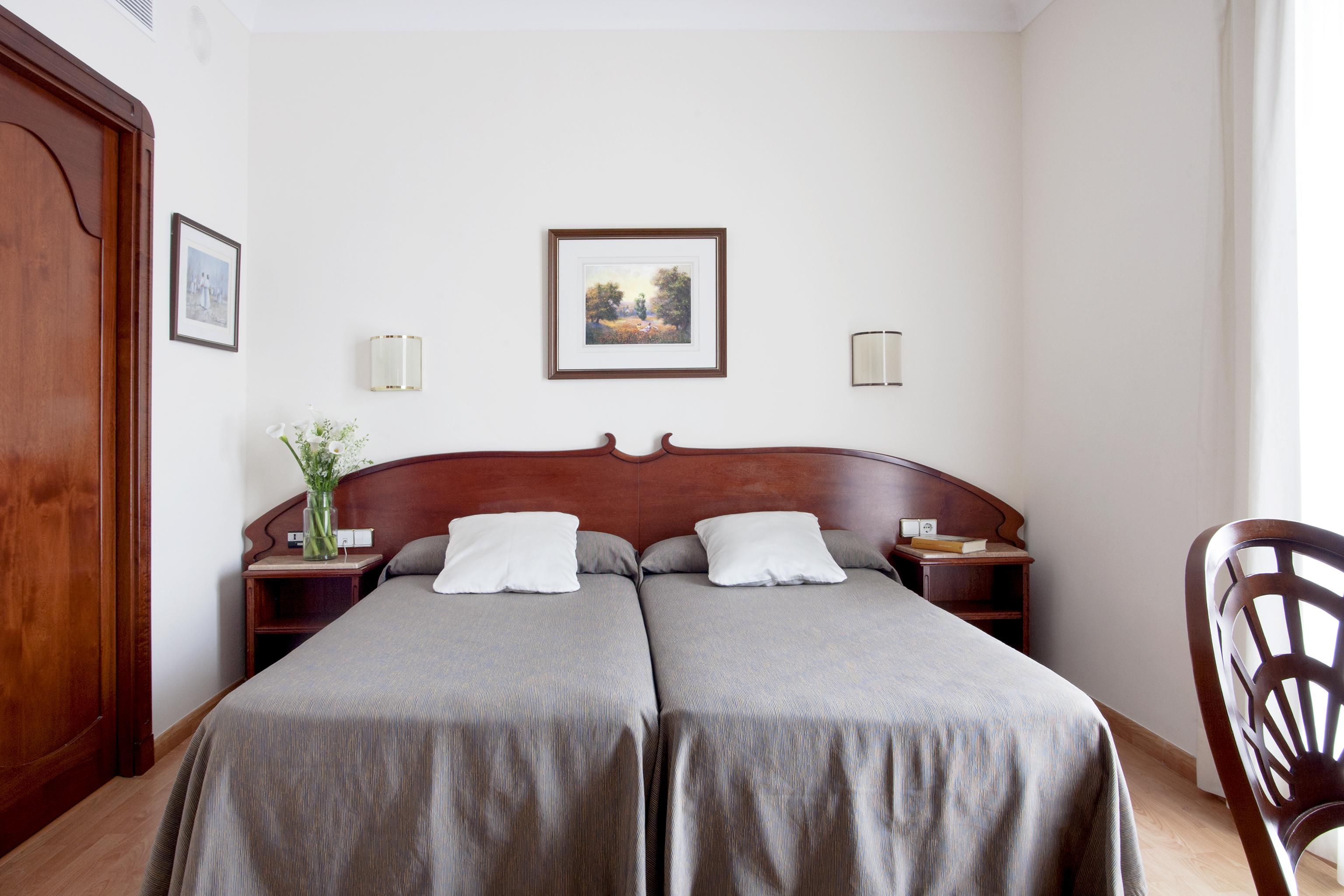 Gaudi Hotel Барселона Екстериор снимка